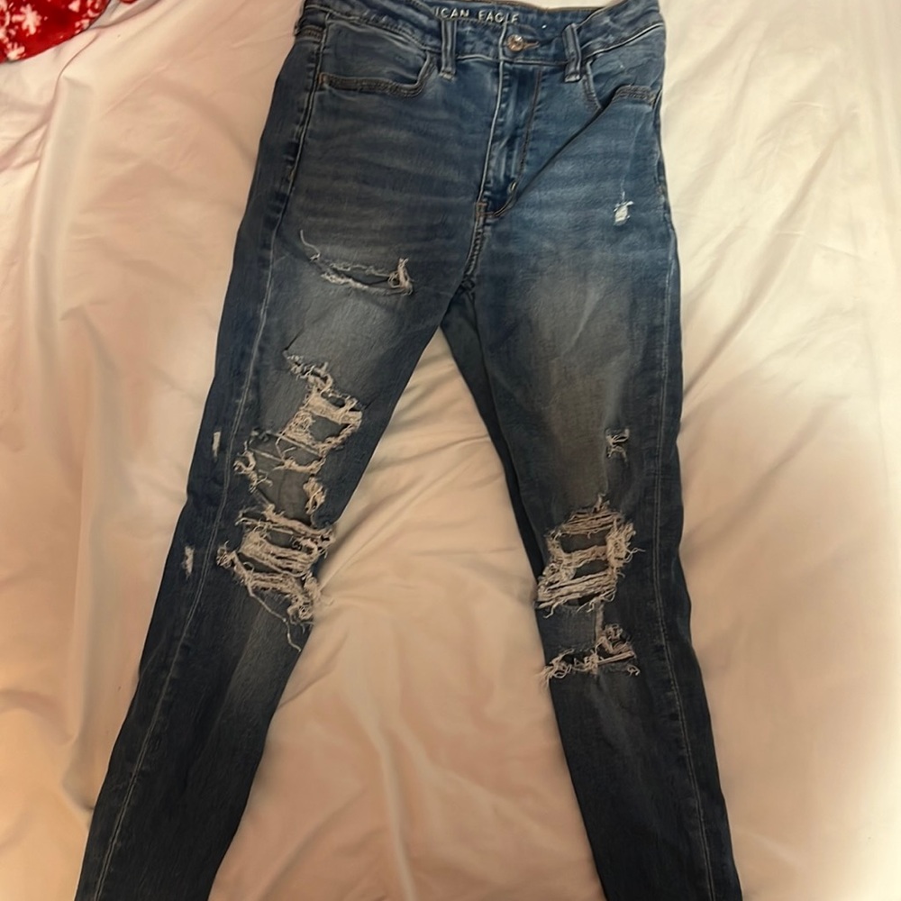 i am selling american eagle jeans!